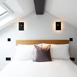 Coleherne Road Residence IX